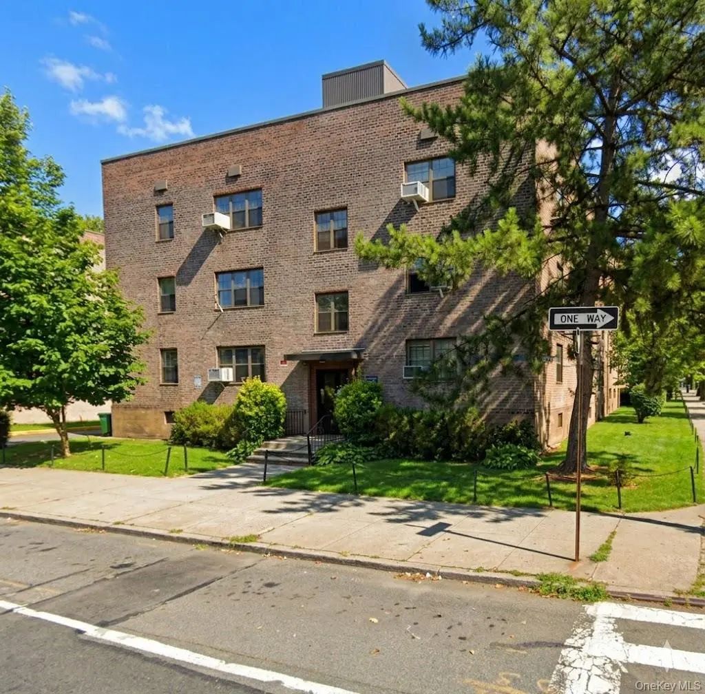 144-04 78th Avenue # 3k, Flushing