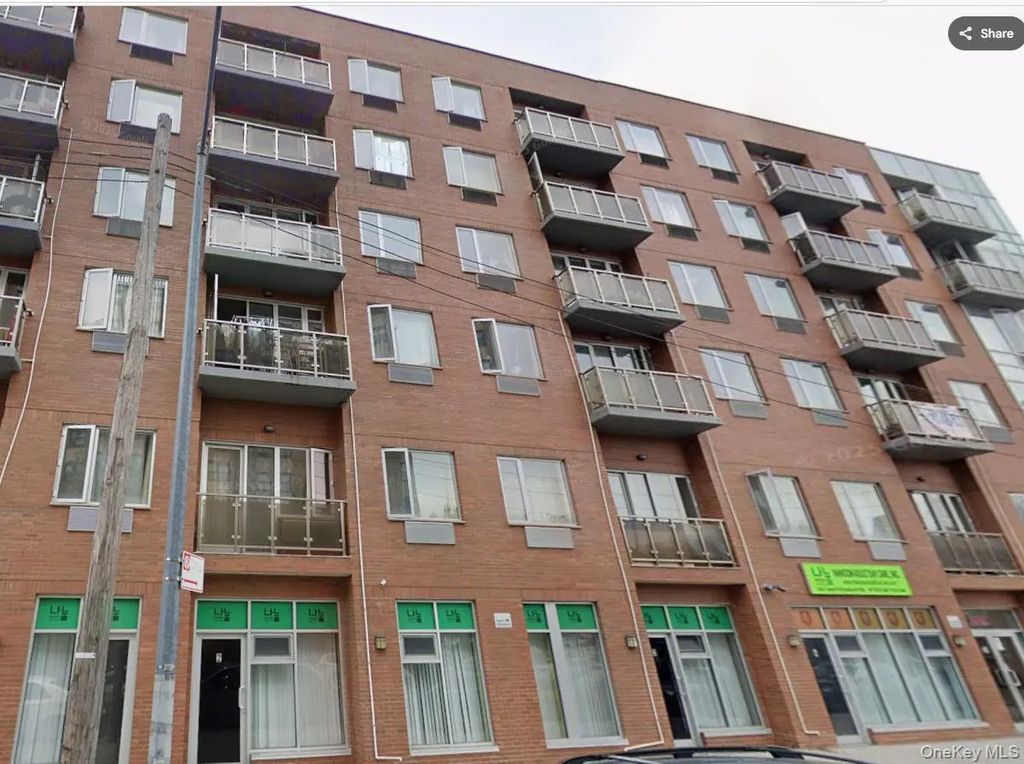 136-21 Latimer Place # 4l, Flushing