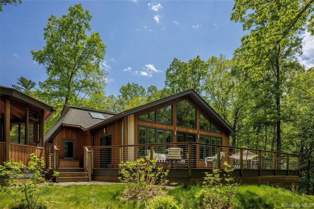 119 Fern Hill Road, Ghent