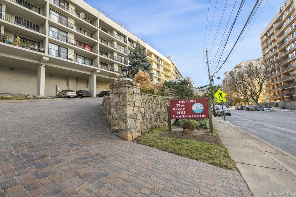 1120 Warburton Avenue # 2a, Yonkers