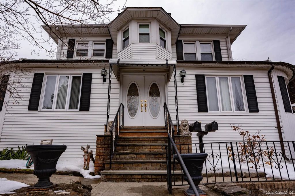 45 Aka 47 Saint James Terrace, Yonkers