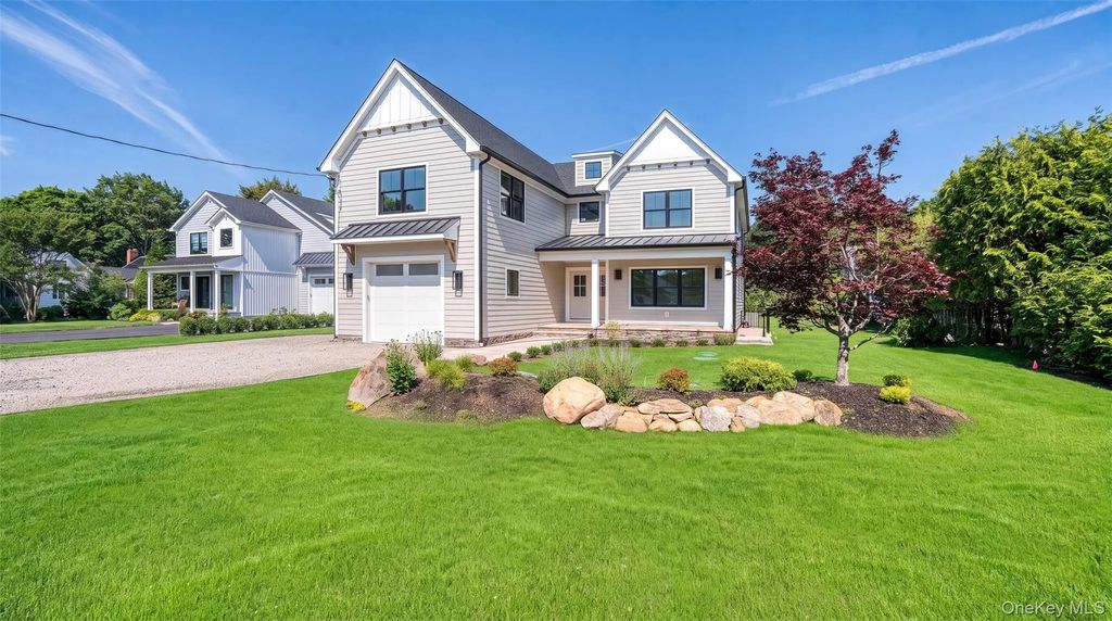 53 S Phillips Avenue, Remsenburg
