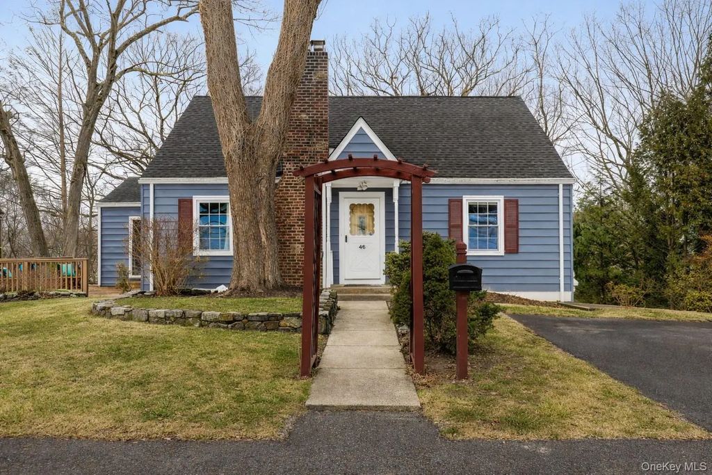 46 Mcdougal Drive, White Plains