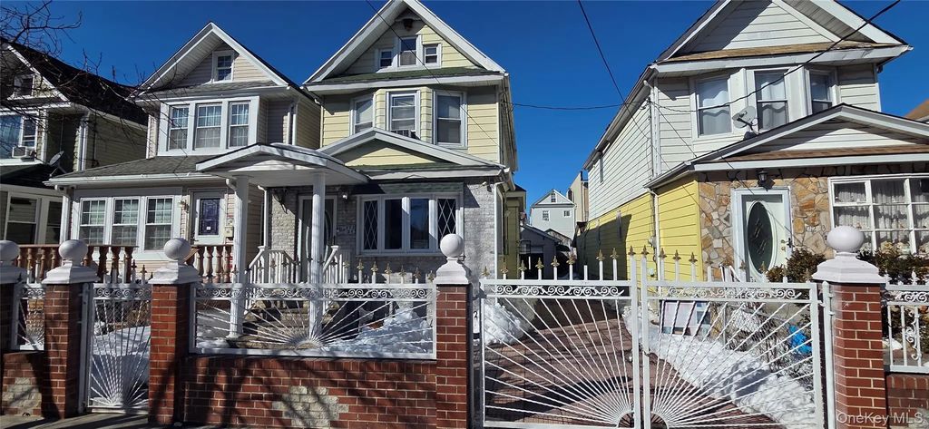 172-21 90th Avenue, Jamaica