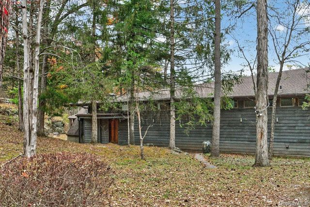 106 Mountain Laurel Lane, Woodstock