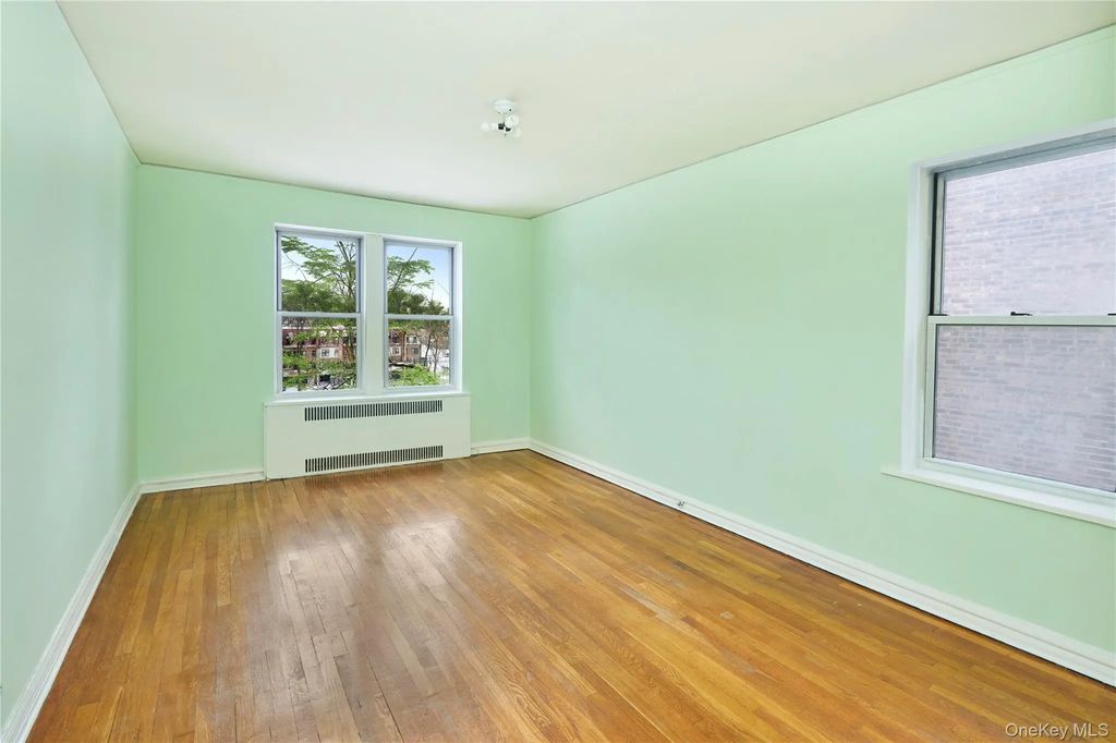 7540 Austin Street # 5fl, Forest Hills