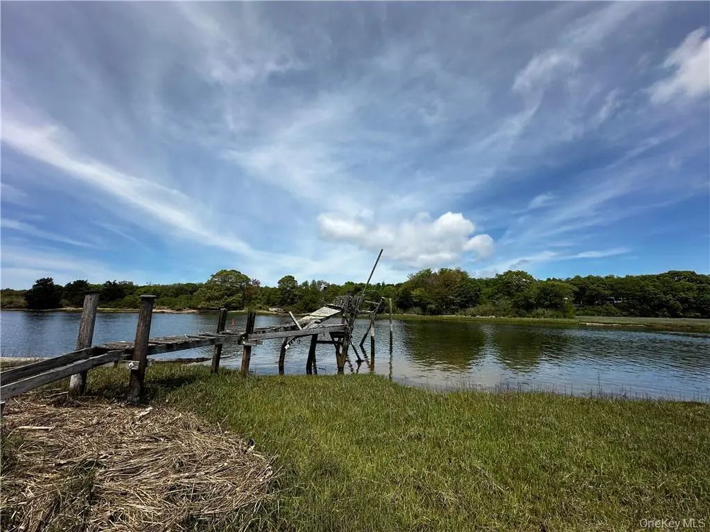 1775 Naugles Drive, Mattituck