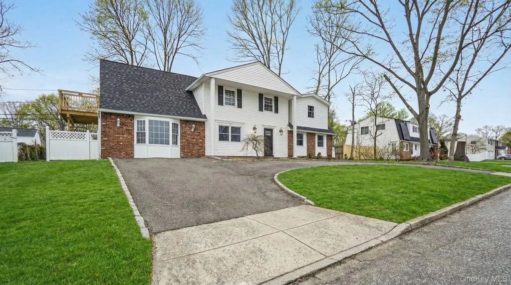 35 John Street, Port Jefferson Station