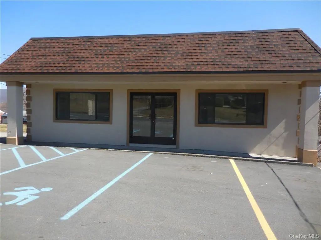 2960 Us Route 9w, New Windsor