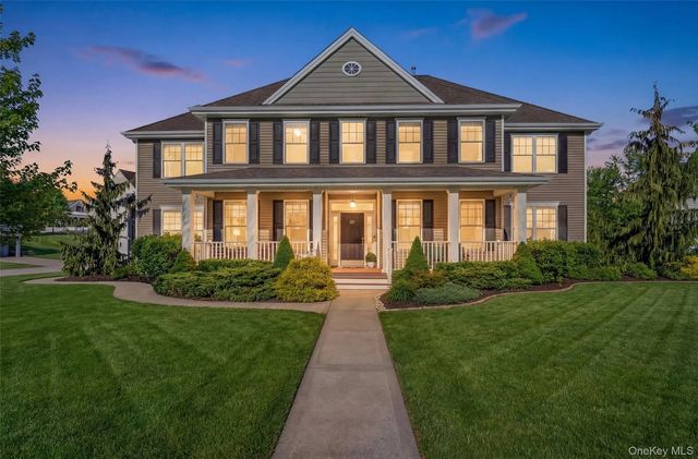 205 Buttonwood Way, Hopewell Junction