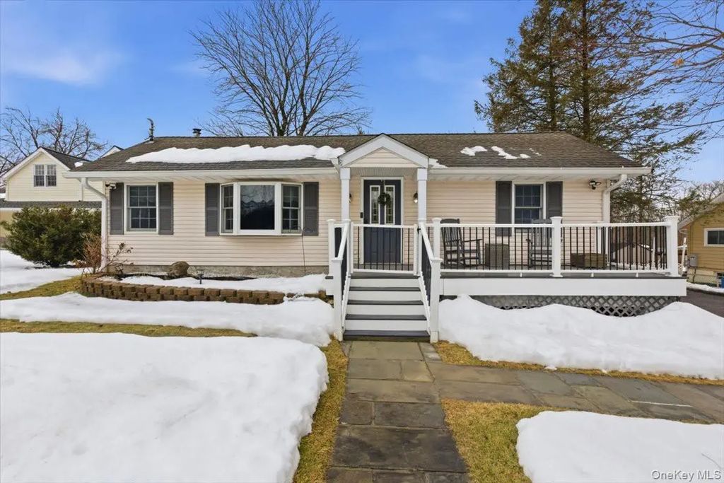 147 Lake Baldwin Drive, Mahopac