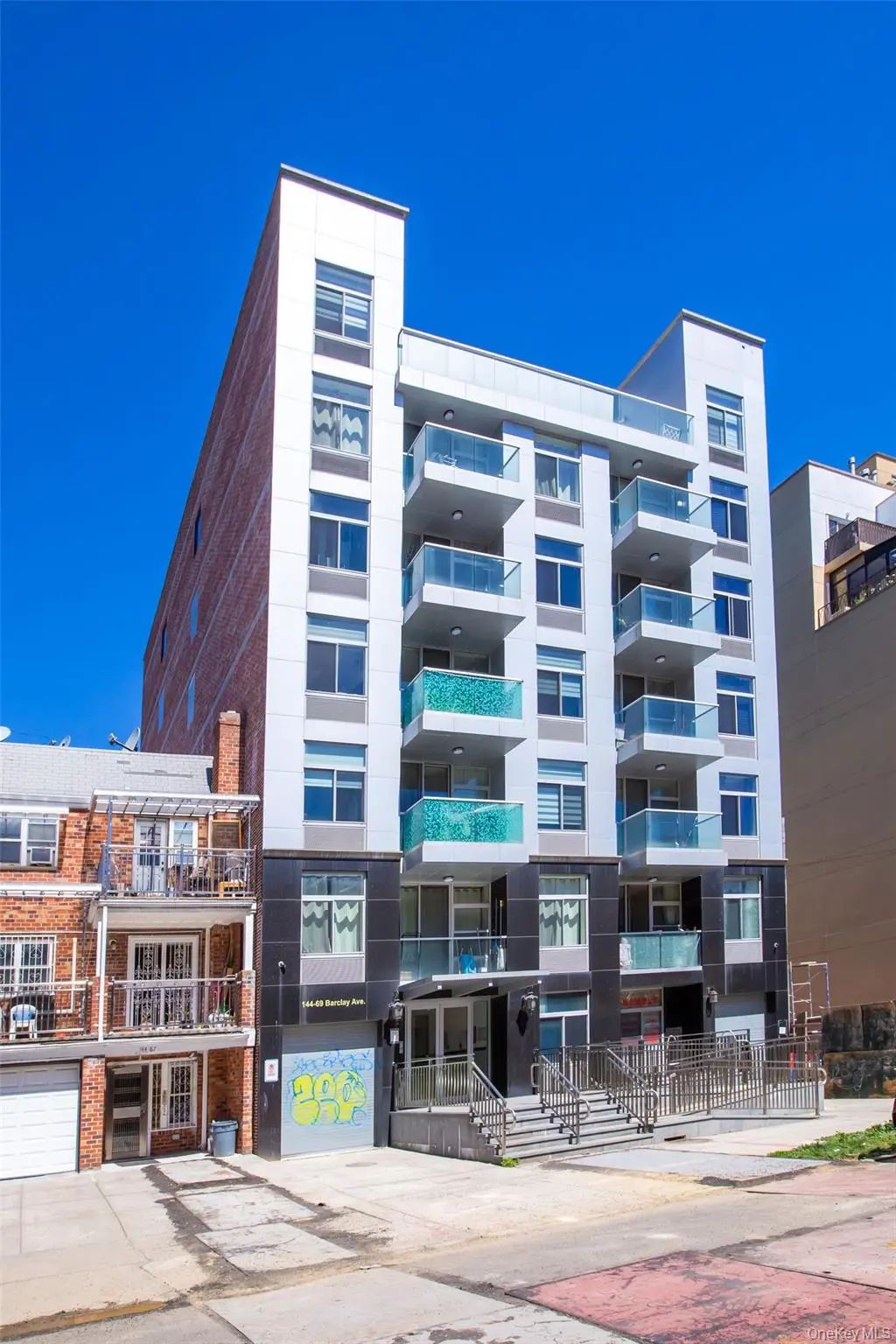 144-69 Barclay Avenue # 4a, Flushing