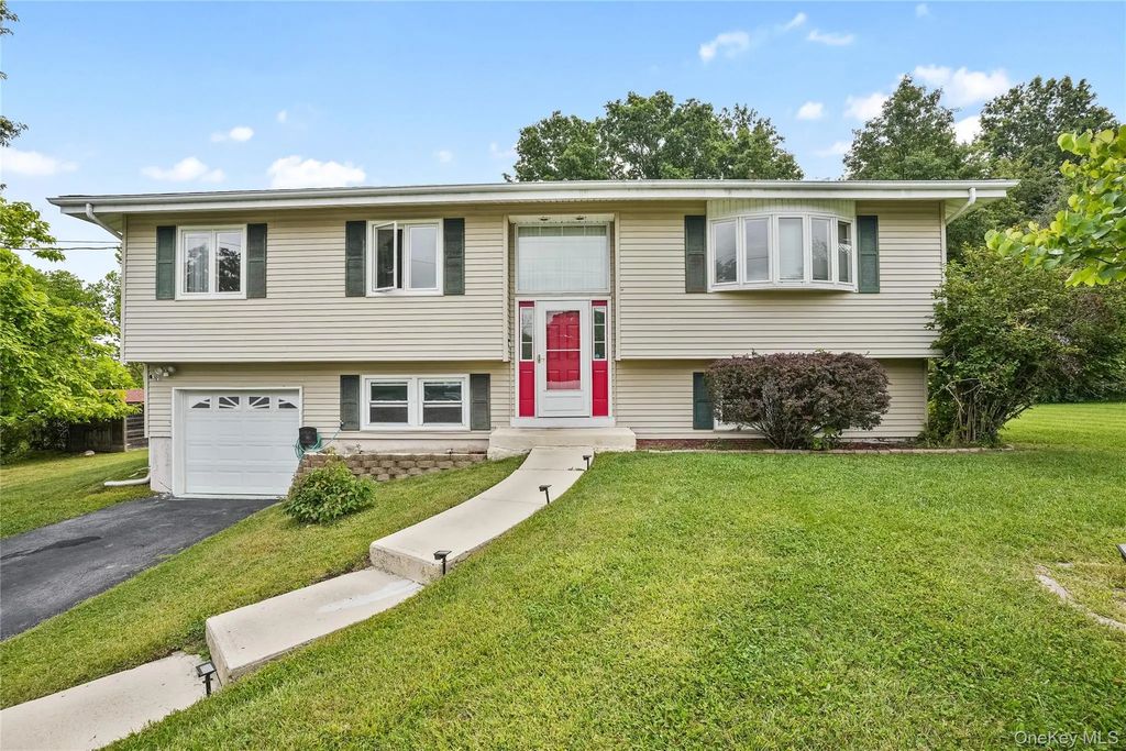 5 Walnut Court, Goshen