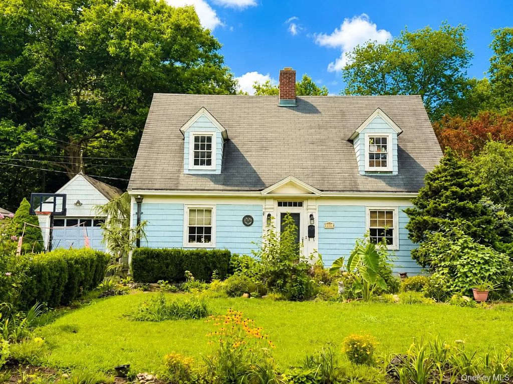 6 Waldron Terrace, Sloatsburg