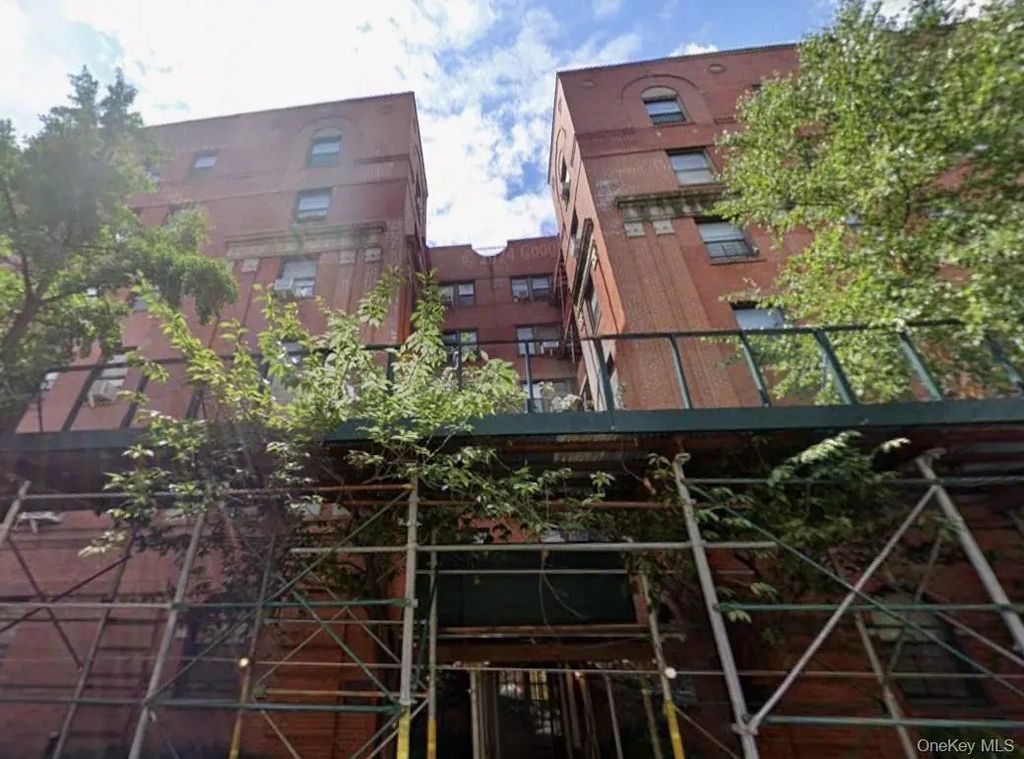 35-30 73rd Street # 2b, Jackson Heights