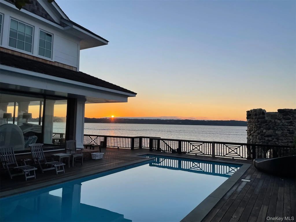 336 Centre Island Road, Oyster Bay