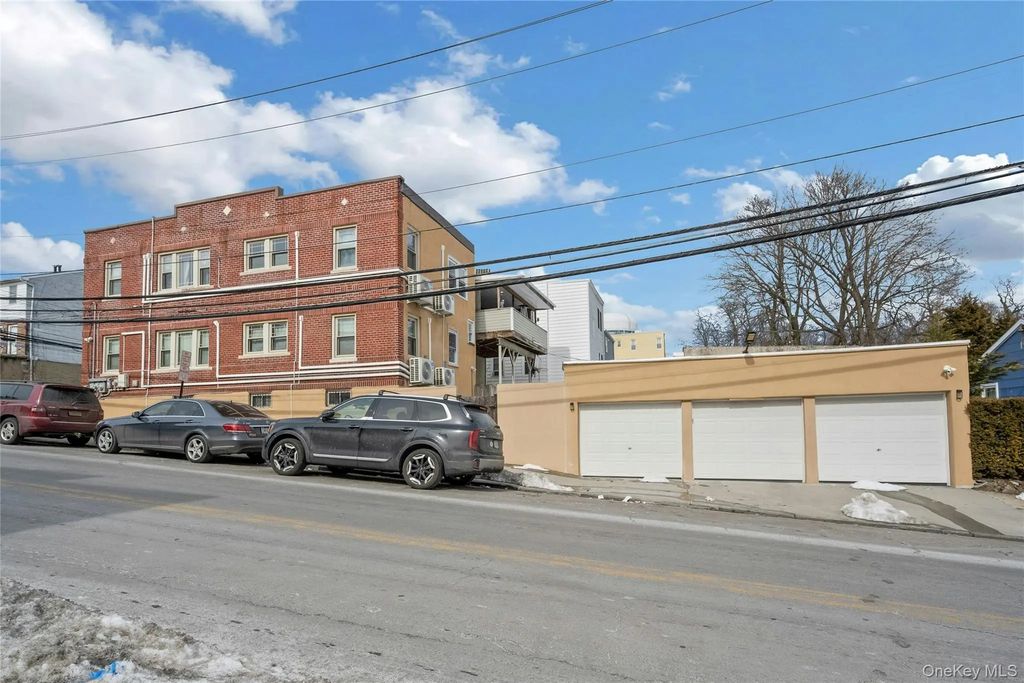 42 Alder Street, Yonkers