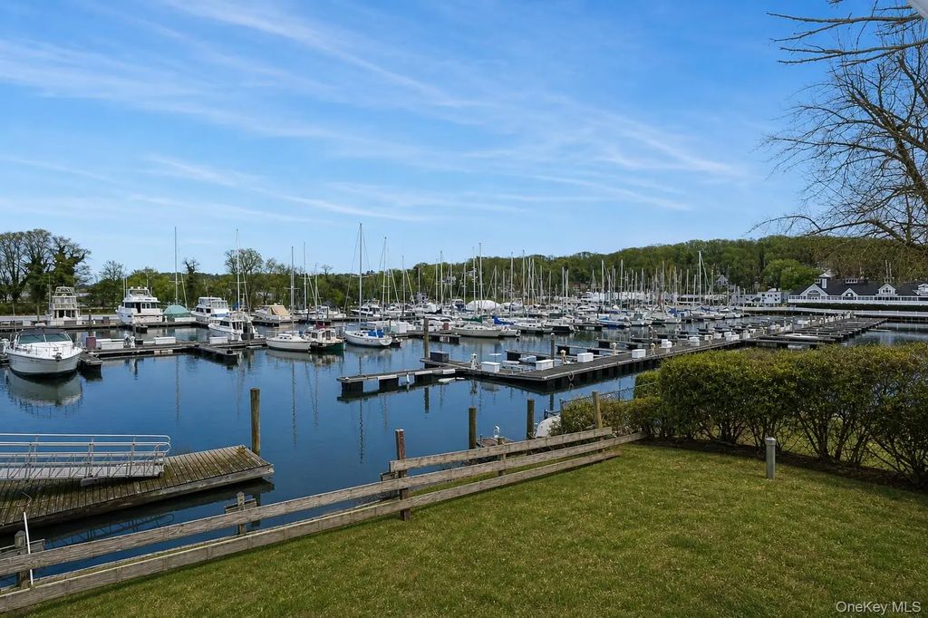 38 Milland Drive, Northport