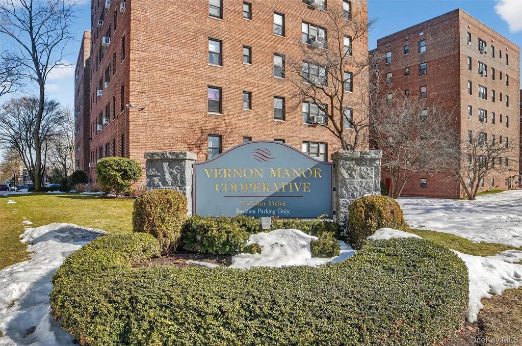 2 Fisher Drive # 318, Mount Vernon