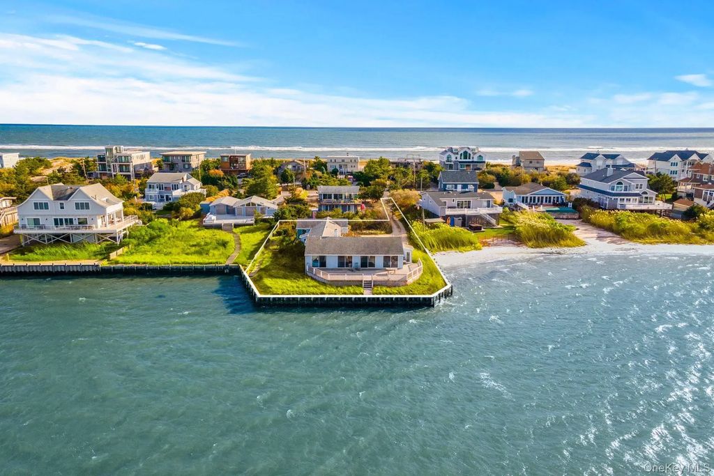 654a Dune Road, Westhampton Dunes