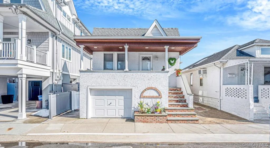 74 Brookline Avenue, Long Beach