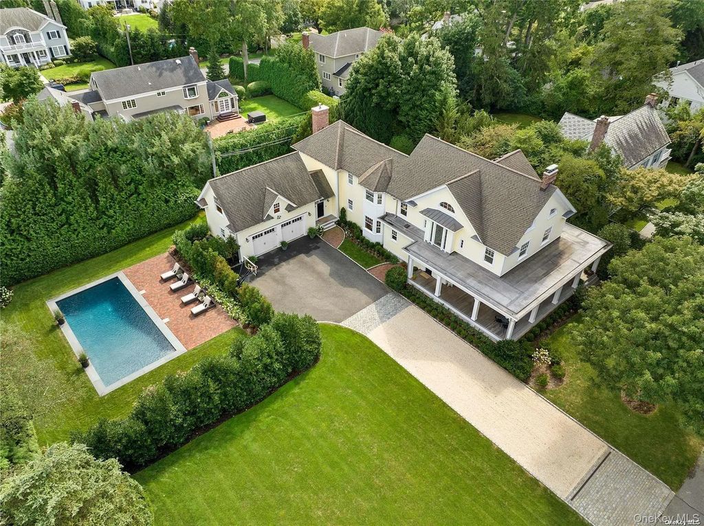 50 South Drive, Manhasset