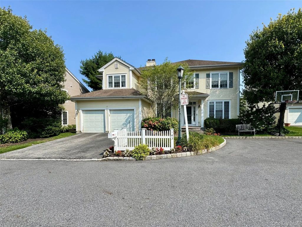 143 Classic Court, White Plains