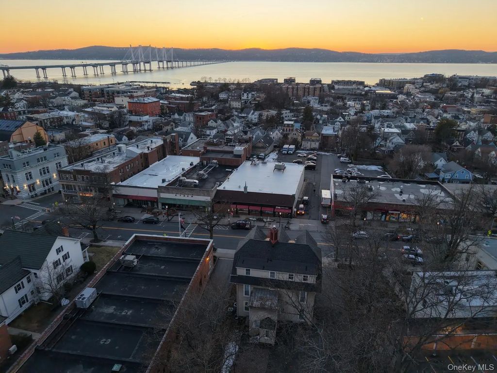 54 N Broadway, Tarrytown