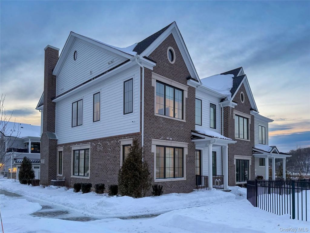 4 Wright Drive, Chappaqua