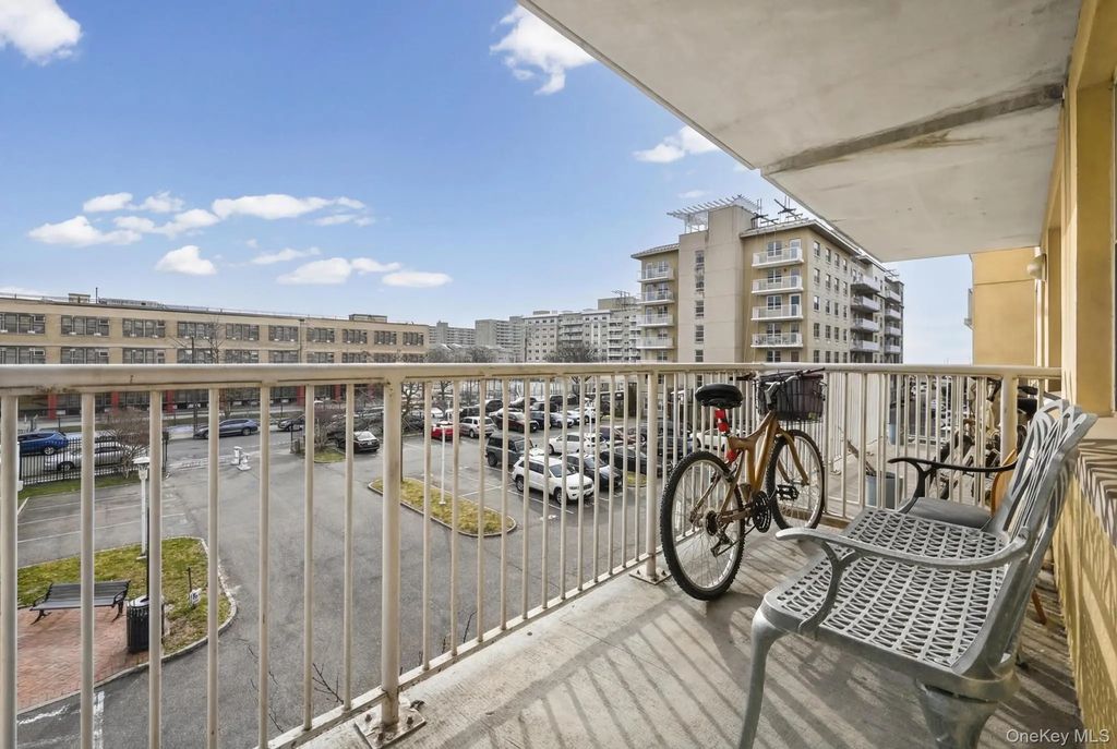 260 Beach 81st Street # 3a, Rockaway Beach
