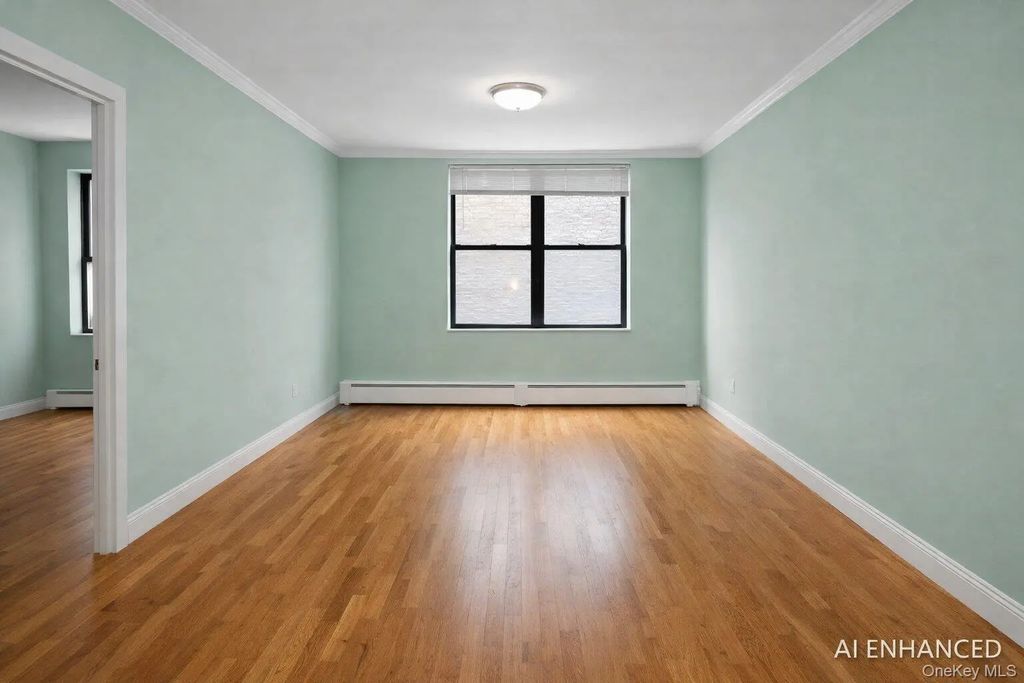 788 9th # 3b, New York (Manhattan)