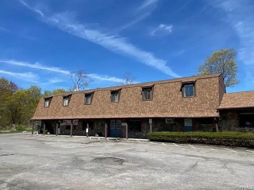 960 Violet Avenue # Suite C, Hyde Park