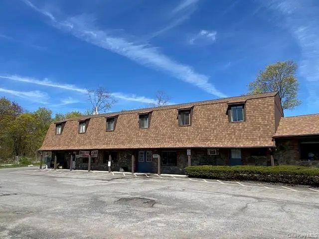 960 Violet Avenue # Suite C, Hyde Park