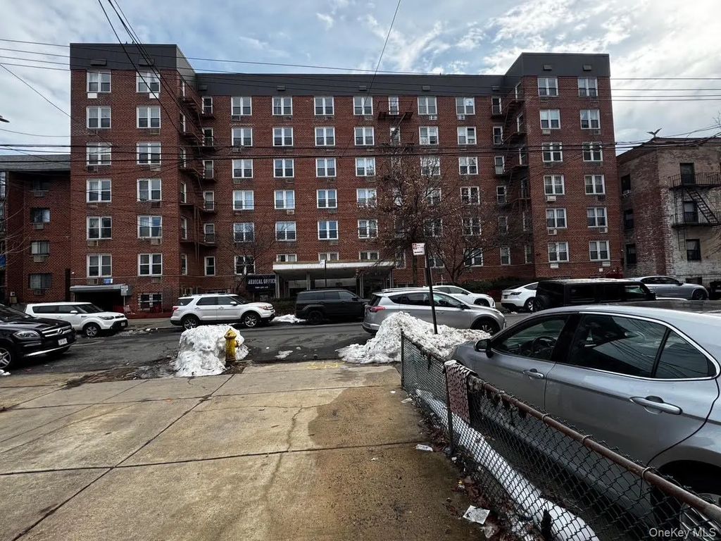 144-24 37th Avenue # 3j, Flushing