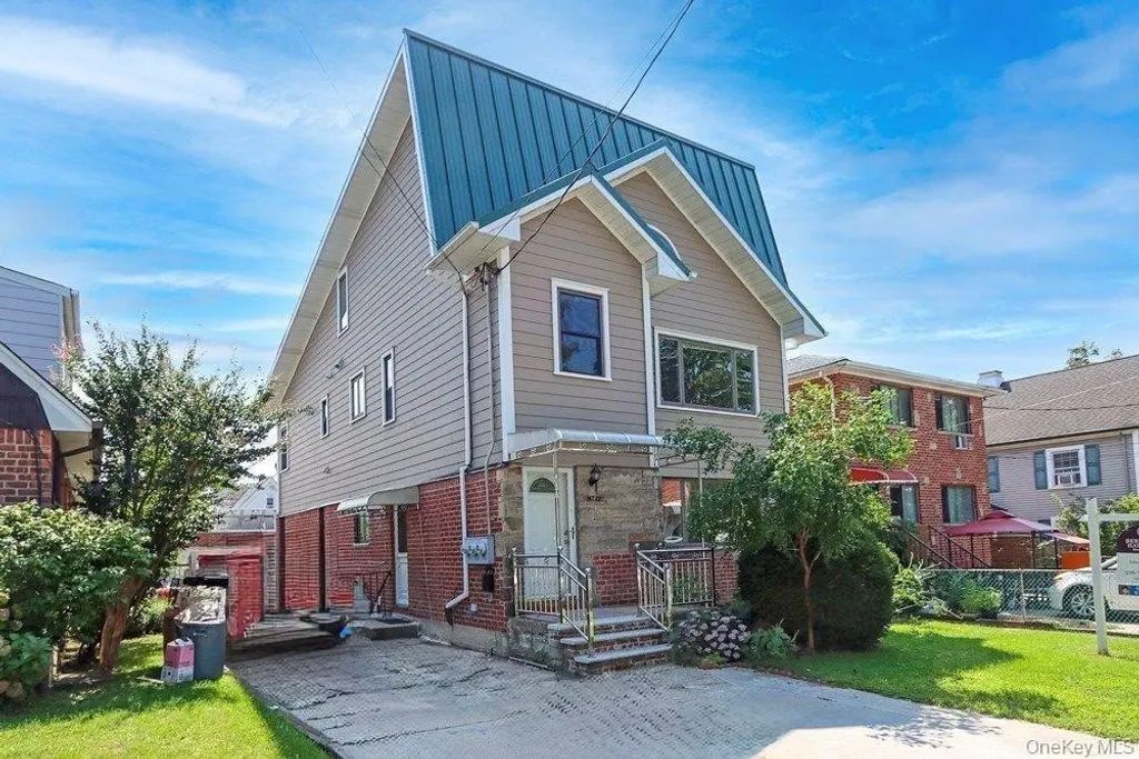 147-22 Ash Avenue, Flushing