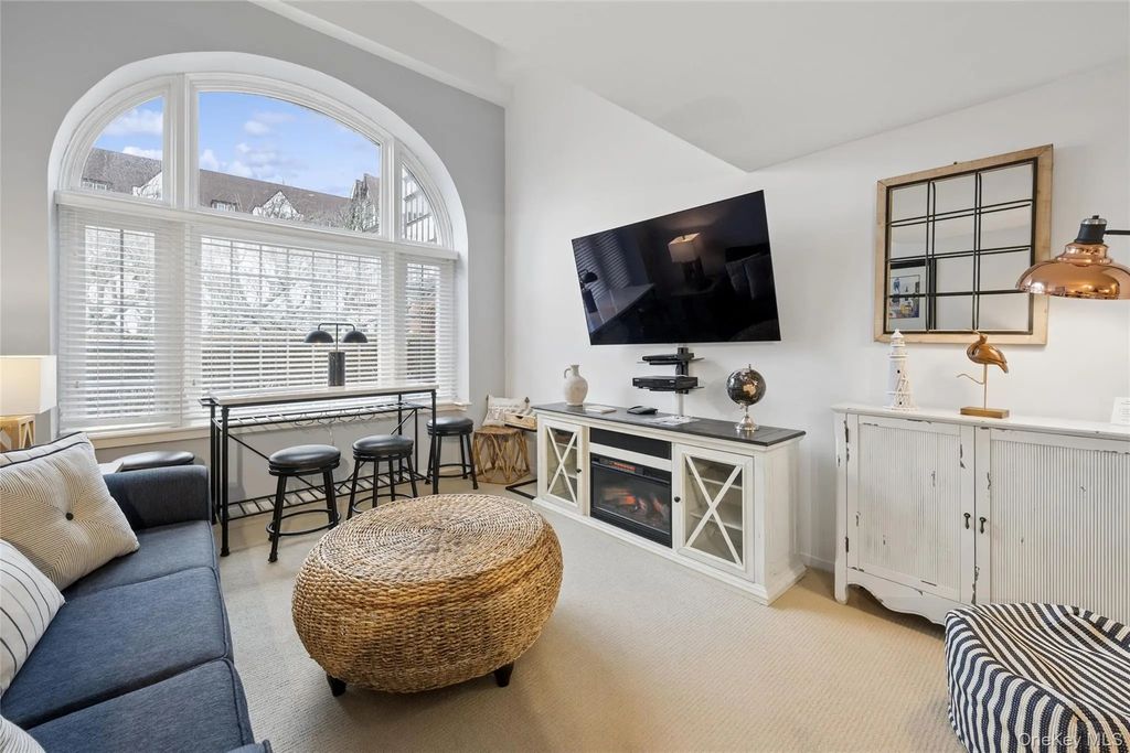 236 Edgemere Street # 127, Montauk