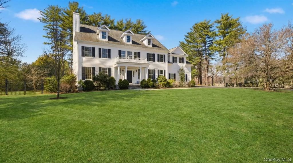 3 Pondfield Drive S, Chappaqua