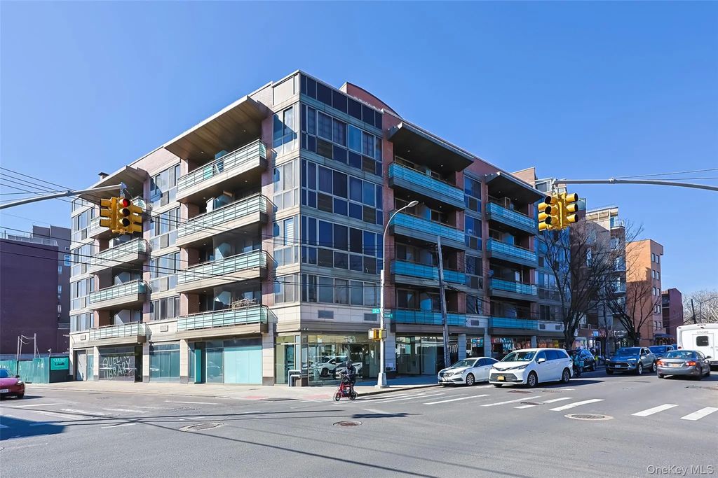 3132 Union Street # 2c, Flushing