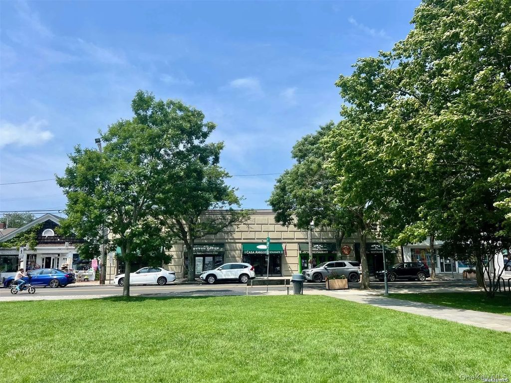 110 Front Street, Greenport