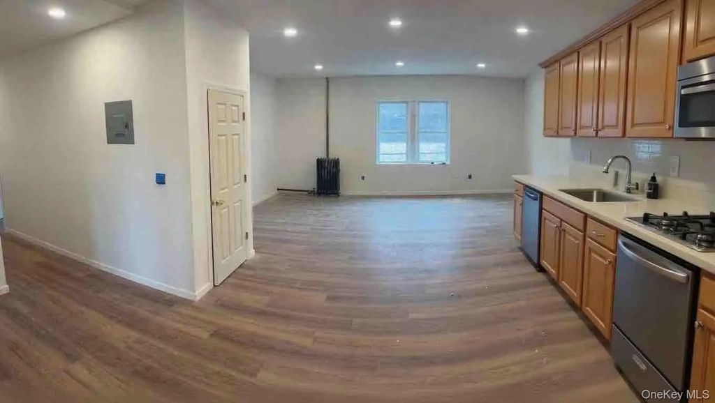 369 Warburton Avenue # 2b, Yonkers