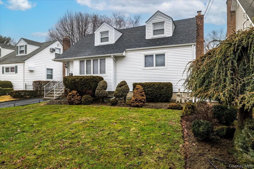 108 Ambrose Avenue, Malverne
