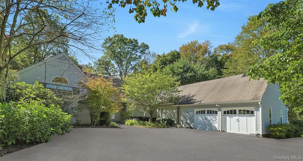 24 North Way, Chappaqua