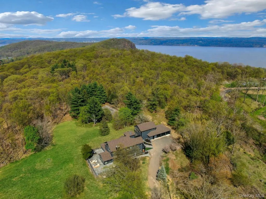 20 Old Stone Road, Valley Cottage