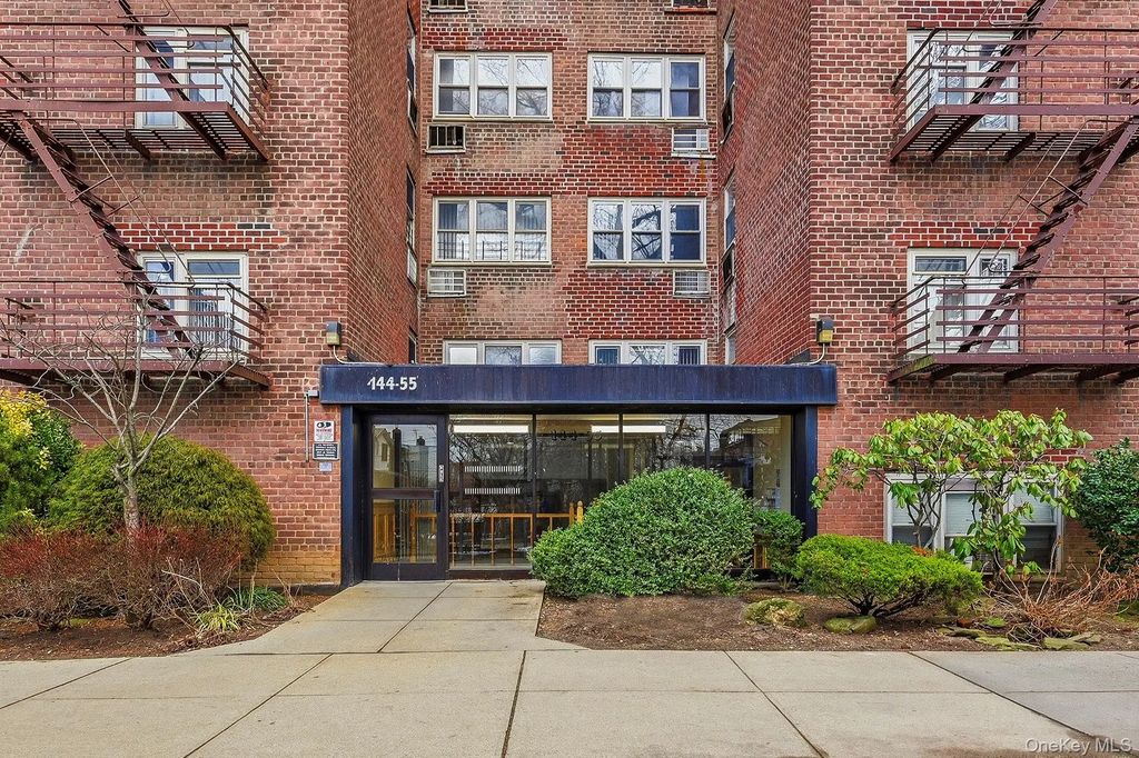 144-55 Melbourne Avenue # 6j, Flushing