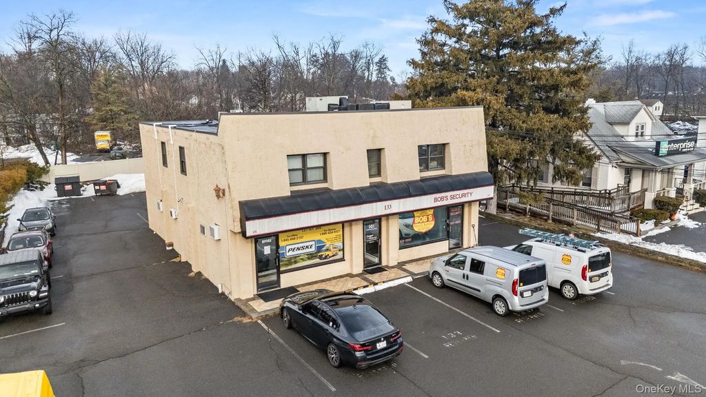 133 Route 304, Nanuet