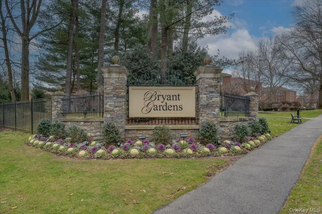 1 Bryant Crescent # 2a, White Plains
