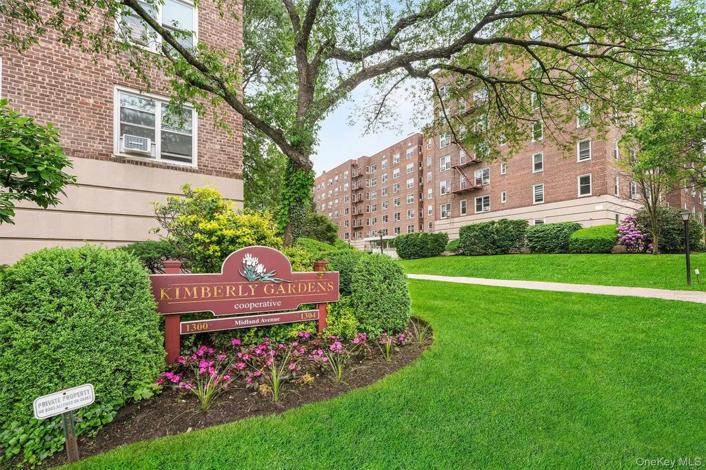 1300 Midland Avenue # C67, Yonkers