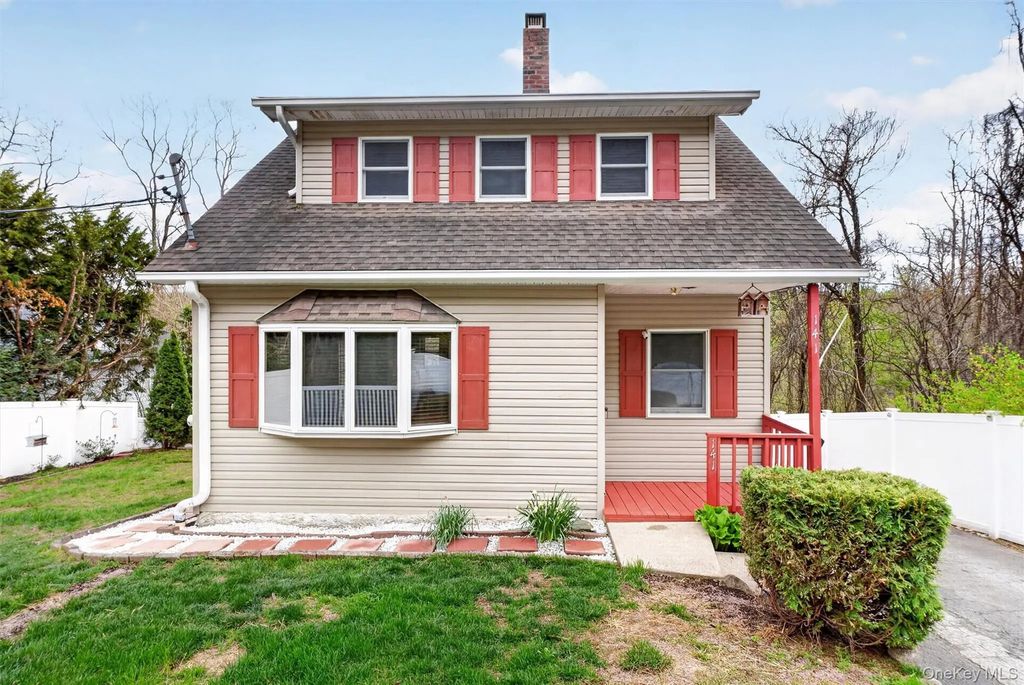 141 Dogwood Road, Cortlandt Manor