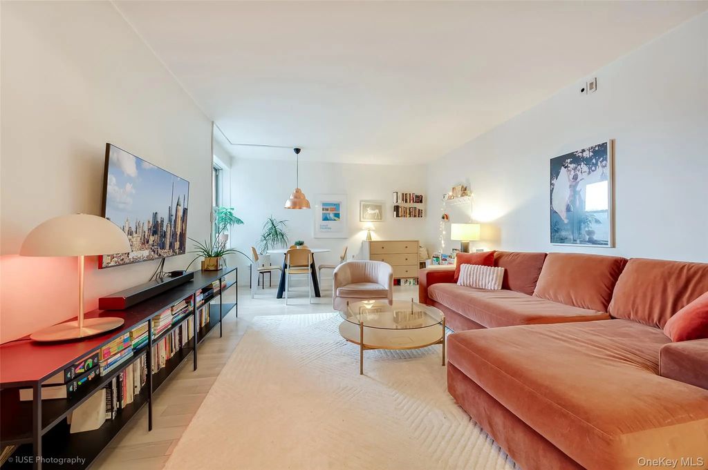 39-30 52nd Street # 3b, Woodside