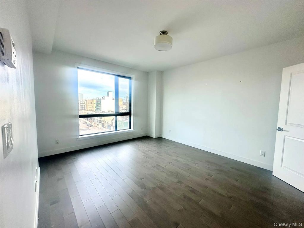 4104 27th Street # 6a, Long Island City